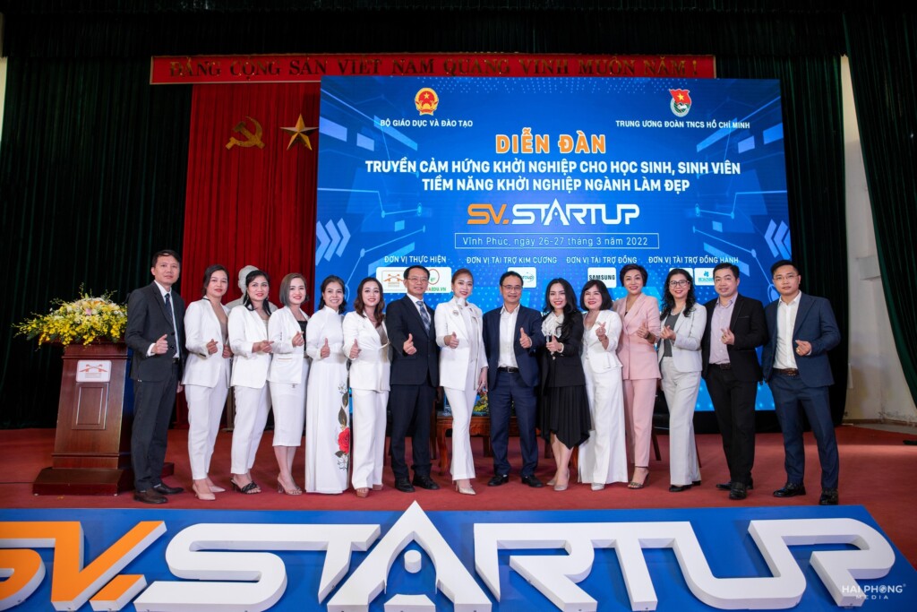 HPMED tại SV Startup: CEO Mai Đình Hậu truyền cảm hứng khởi nghiệp 15 Ceo Mai Đình Hậu - Đại Diện HPmed - Tham Dự Sự Kiện SV Starup Khởi Nghiệp Nghàn Làm Đẹp Cho Học Sinh Sinh Viên Do Bộ Giáo Dục Tổ Chức - 01